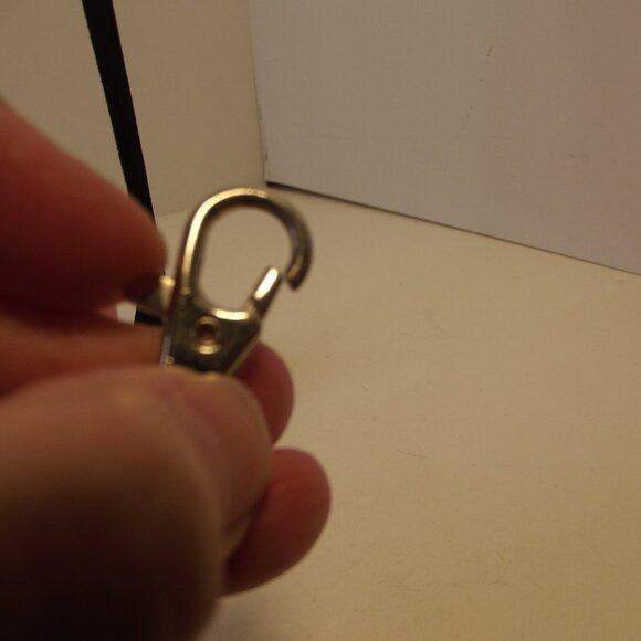 Purse Bag Charm Key Ring Key holder Lips & Rhinestones - Picture 3 of 6